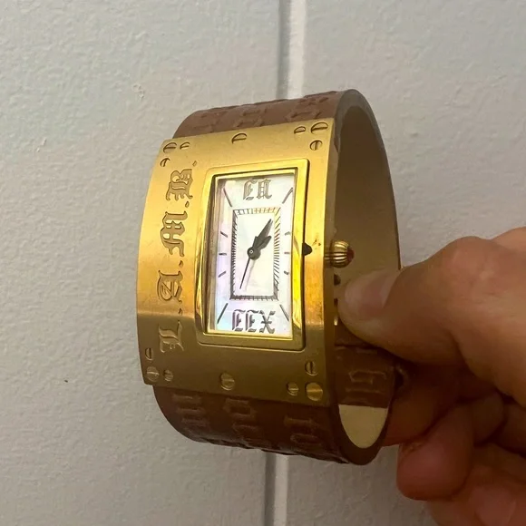 L.A.M.B by Gwen Stefani Gold Watch Vintage L.A.M.B. | Accessories | Rare Lamb Watch Gwen Stefani | Poshmark main image 4